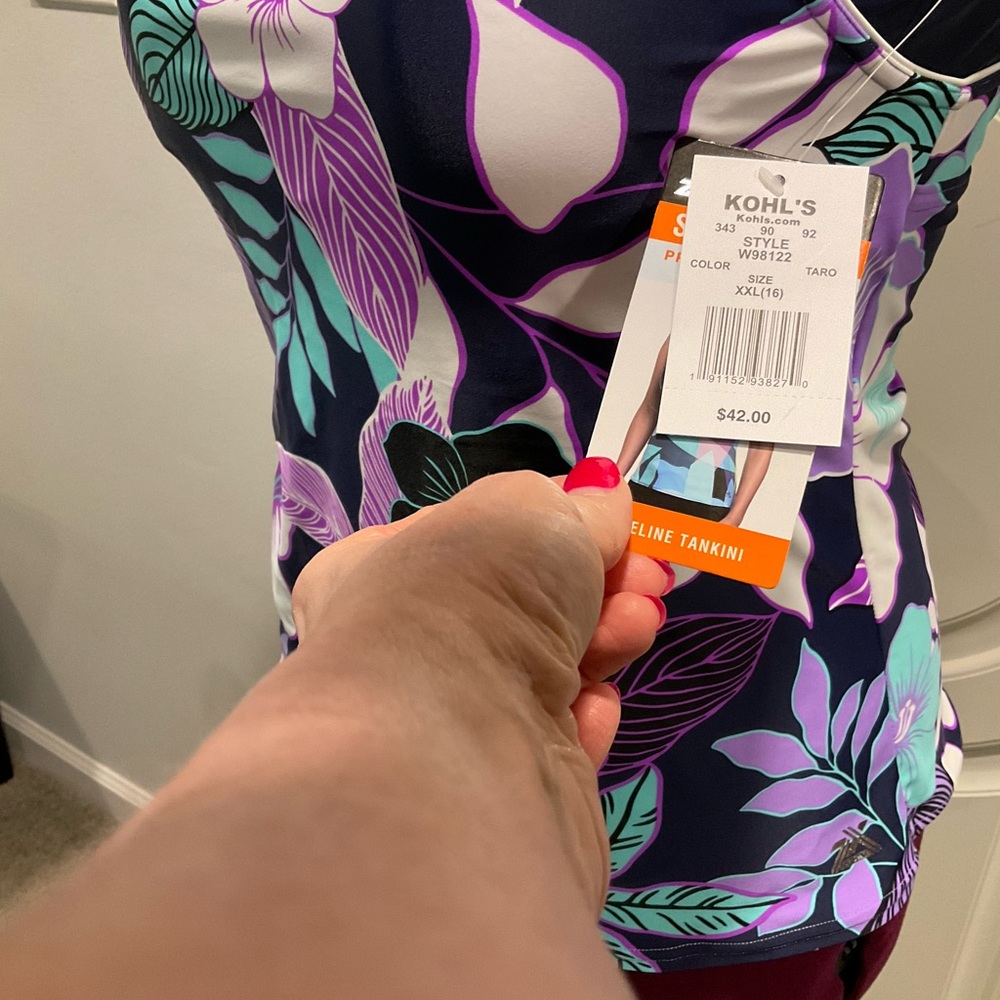 NWT swimsuit tankini or workout top